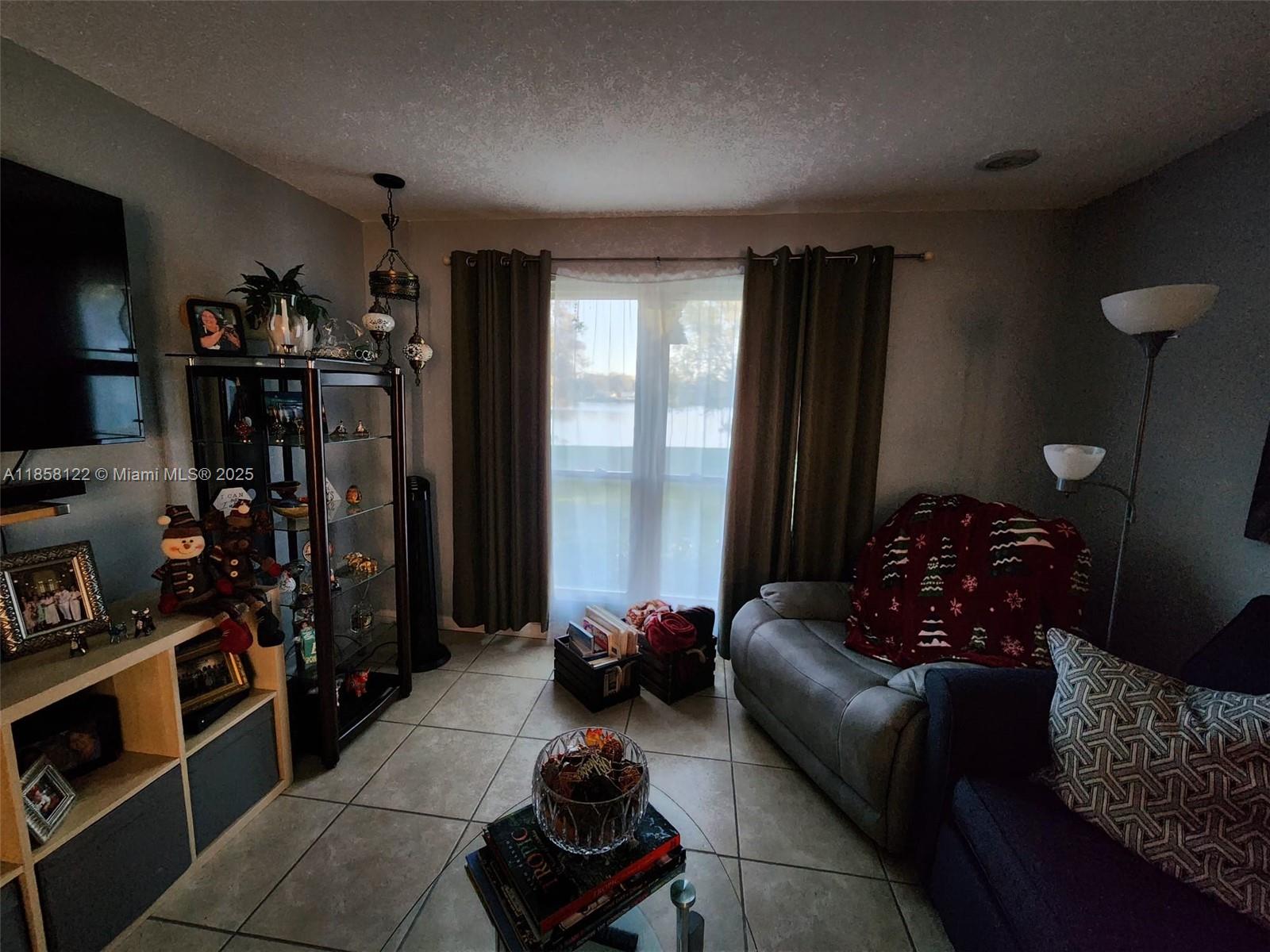 1935 Conway Rd G3