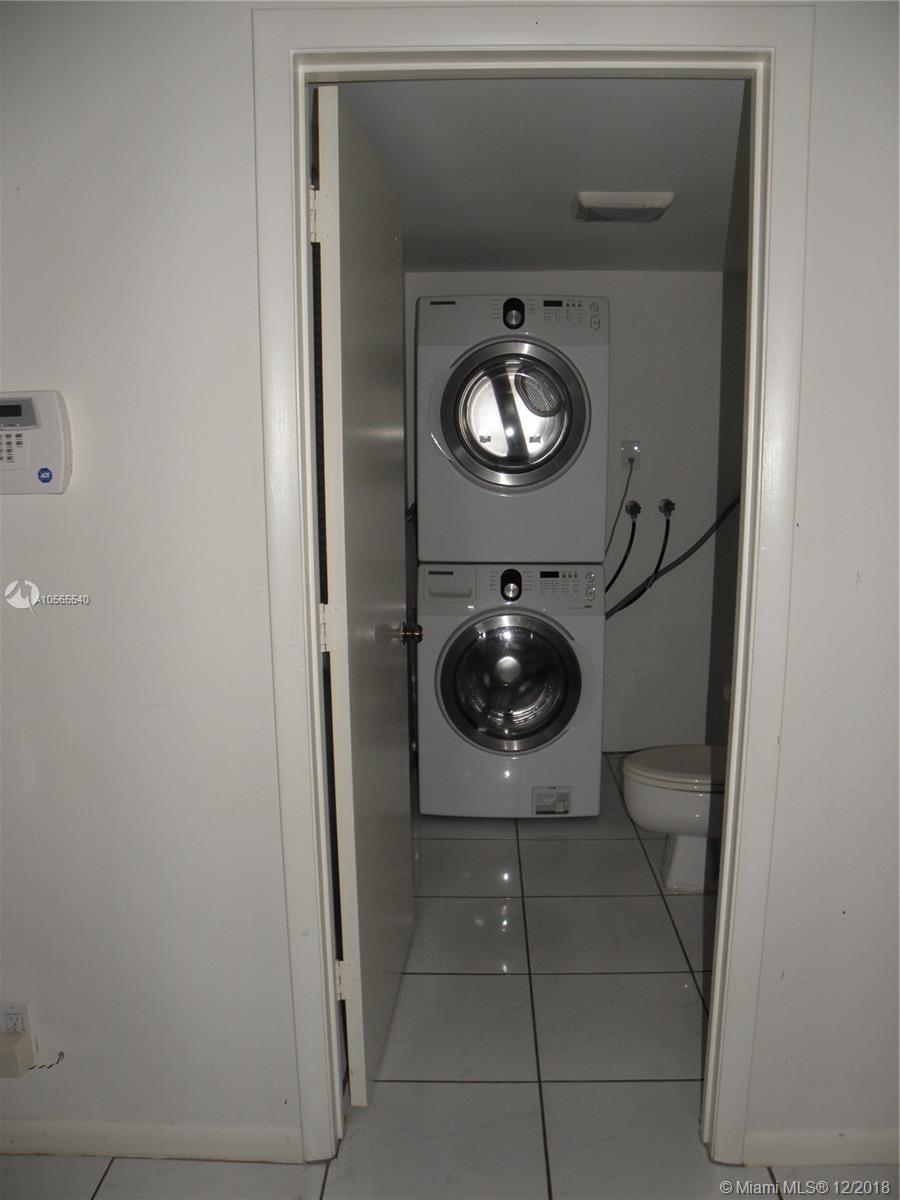 ROCK CREEK PH TWO - Residential Lease