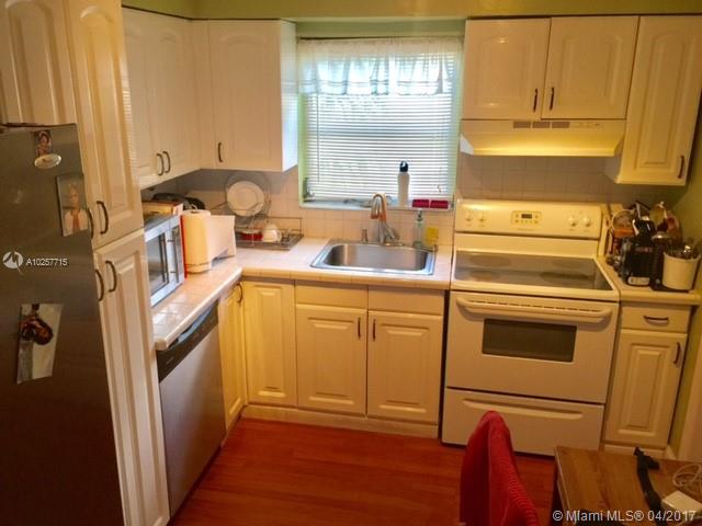 ACRES LAKE ESTATES - Residential Lease