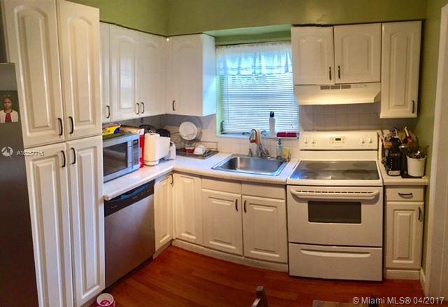 ACRES LAKE ESTATES - Residential Lease