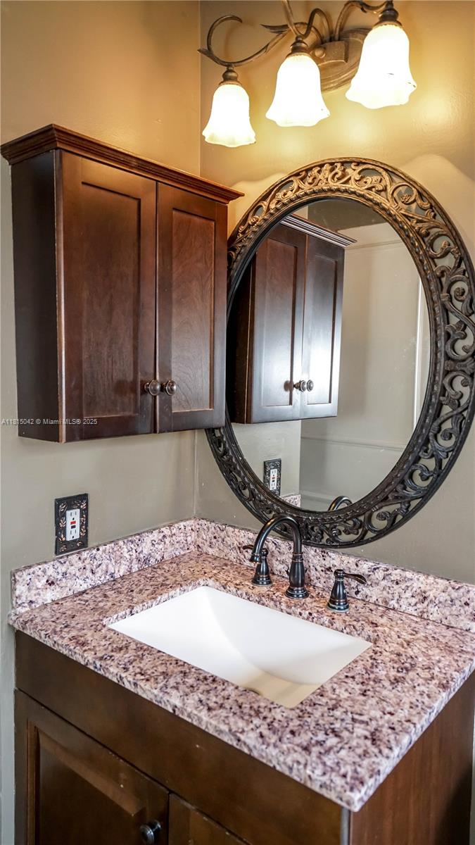 SPANISH LAKES 2ND ADDN - Residential