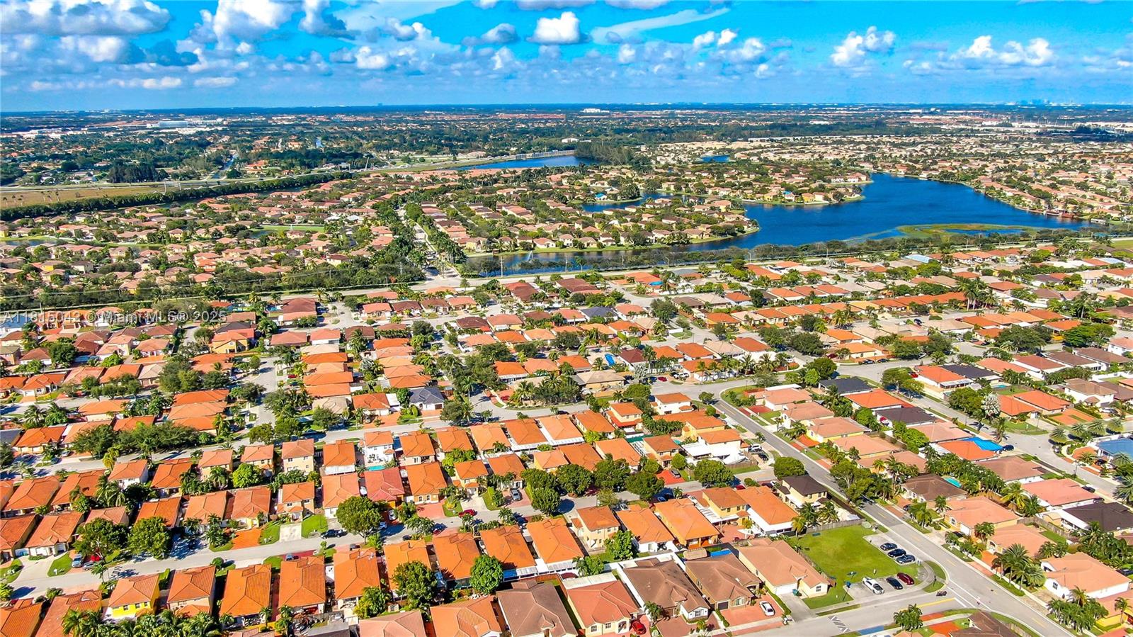 SPANISH LAKES 2ND ADDN - Residential