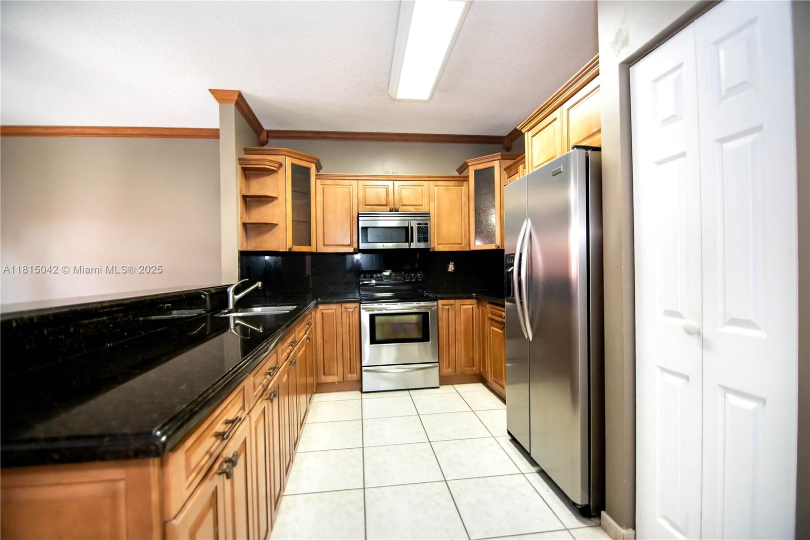 SPANISH LAKES 2ND ADDN - Residential