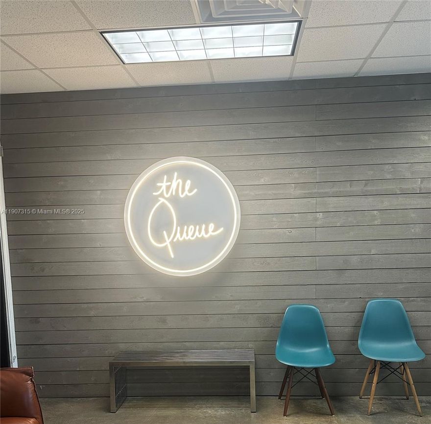 Modern urban retreat style home just steps away from the heart of downtown Fort Lauderdale. This beautifully designed 1 bedroom features granite countertops, waterproof flooring, stainless steel appliances, impact windows, and in-unit washer/dryer. Located in a luxury mid-rise resort style amenities: two-story gym, private dog park, outdoor kitchen, cozy fire pit, and sparkling pool. MOVE IN WITH JUST 1st month + $500 deposit!