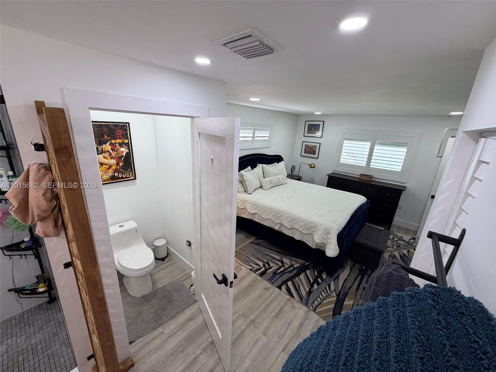 PINECREST ACRES-RESUB OF - Residential