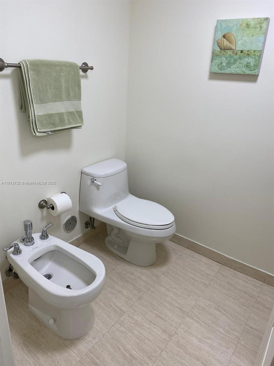 CATALONIA CONDO - Residential Lease