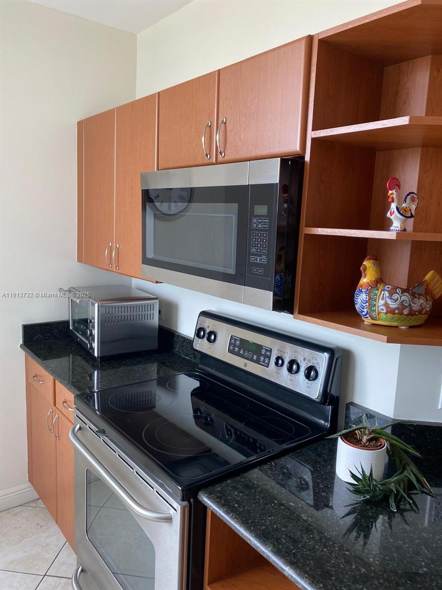 CATALONIA CONDO - Residential Lease