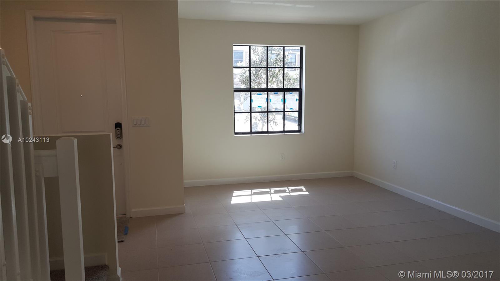 COCO PALM ESTATES - Residential Lease