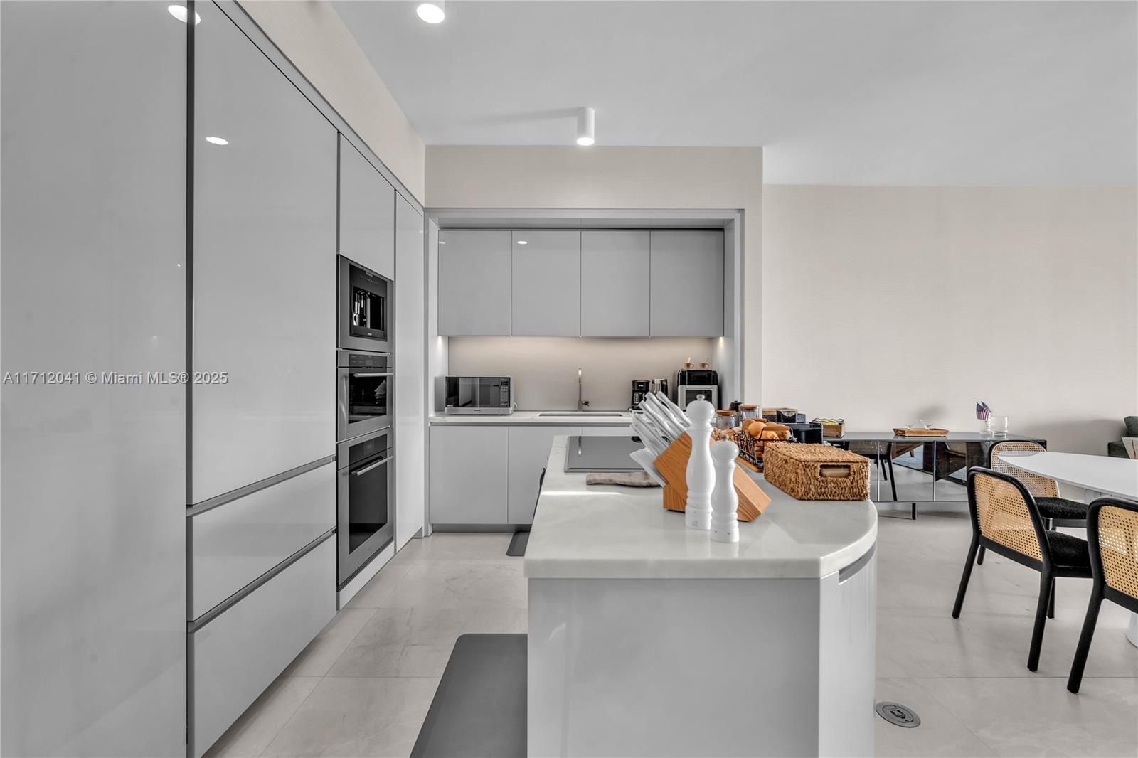 18975 COLLINS CONDO - Residential