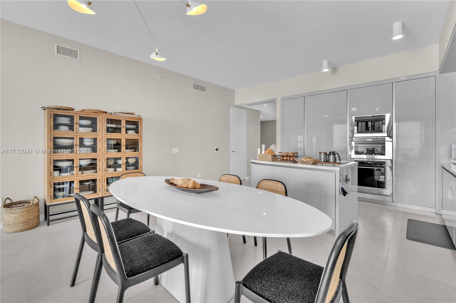 18975 COLLINS CONDO - Residential