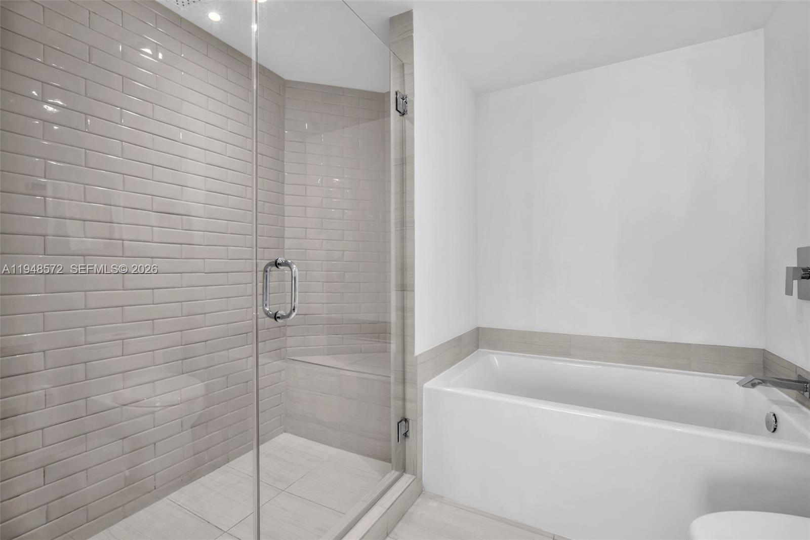 4010 SOUTH OCEAN CONDO - Residential