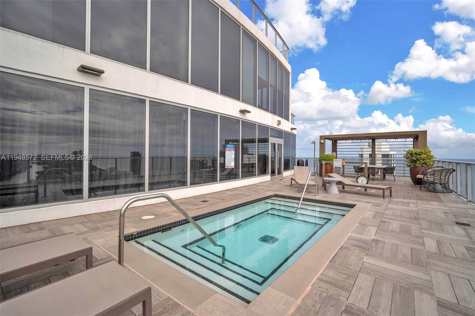 4010 SOUTH OCEAN CONDO - Residential