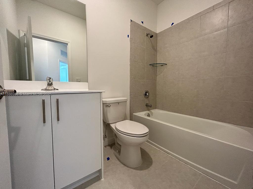 SUNSET PINES - Residential Lease