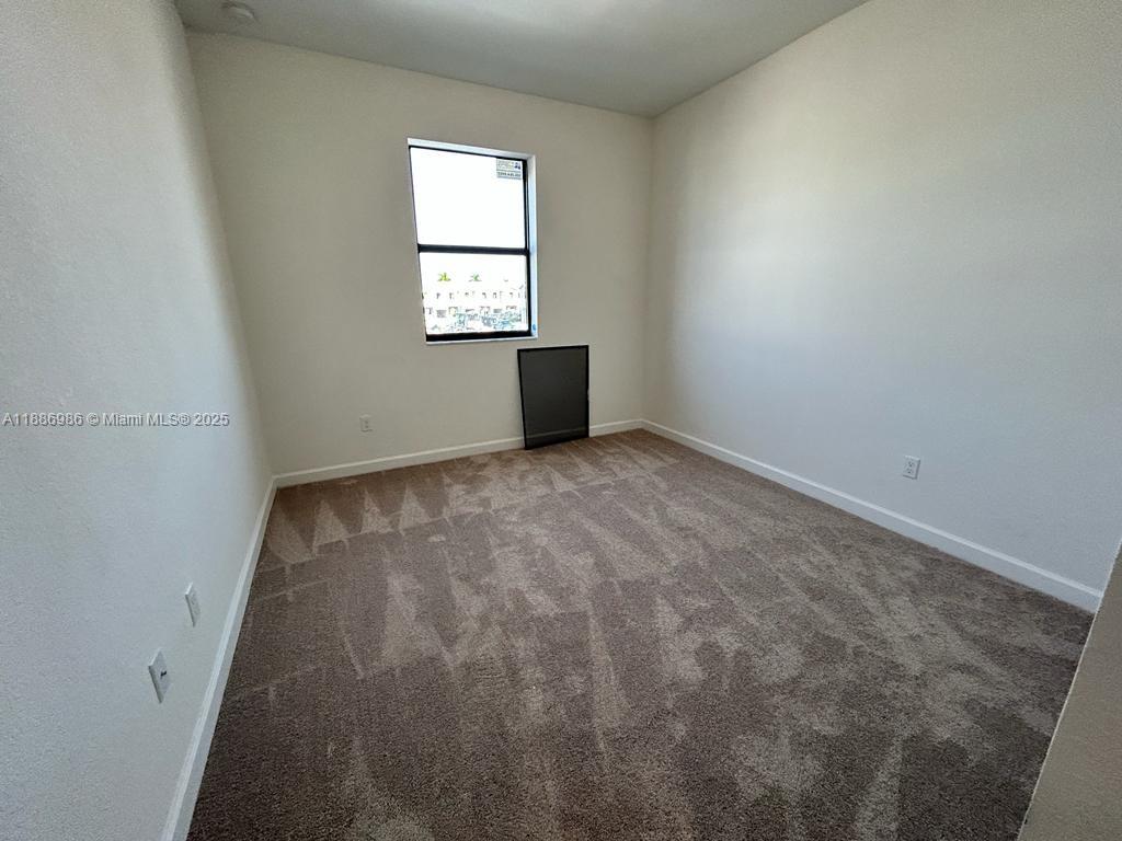 SUNSET PINES - Residential Lease