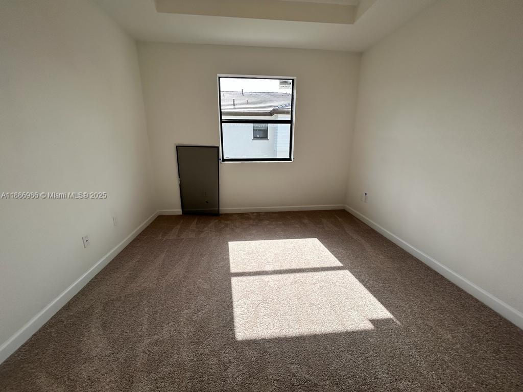 SUNSET PINES - Residential Lease