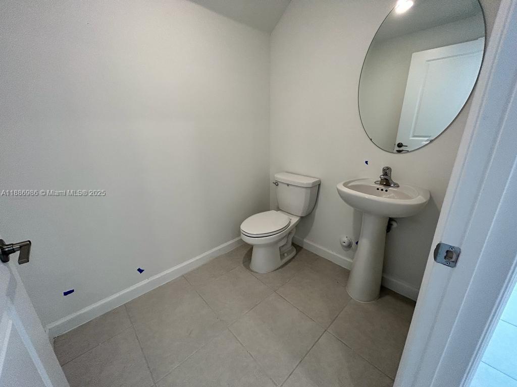 SUNSET PINES - Residential Lease