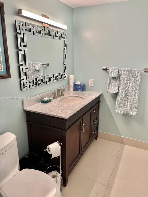 Tiny photo for 4001 Hillcrest Dr #1014, Hollywood, FL 33021 (MLS # A11977215)