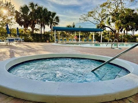 Tiny photo for 4001 Hillcrest Dr #1014, Hollywood, FL 33021 (MLS # A11977215)