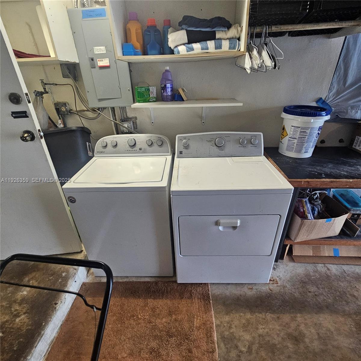 SUNRISE GOLF VLG SEC 24 - Residential Lease