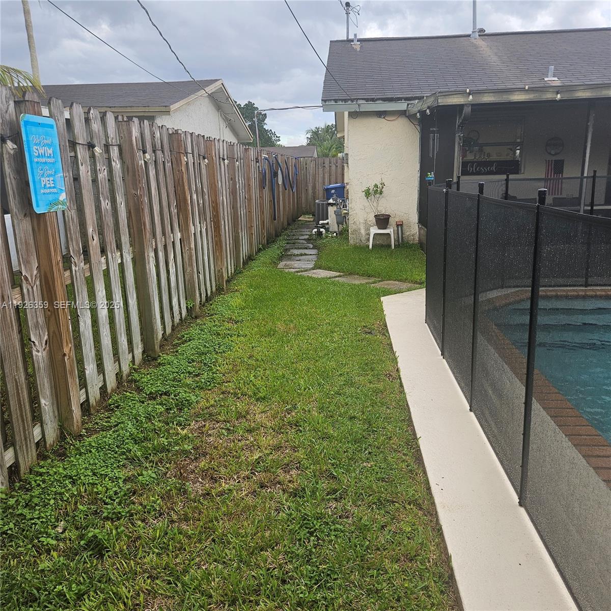 SUNRISE GOLF VLG SEC 24 - Residential Lease