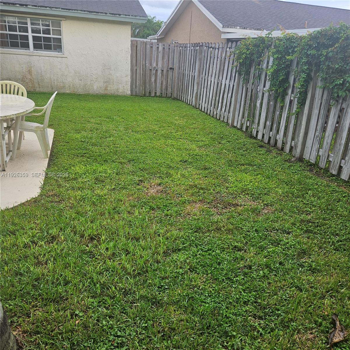 SUNRISE GOLF VLG SEC 24 - Residential Lease