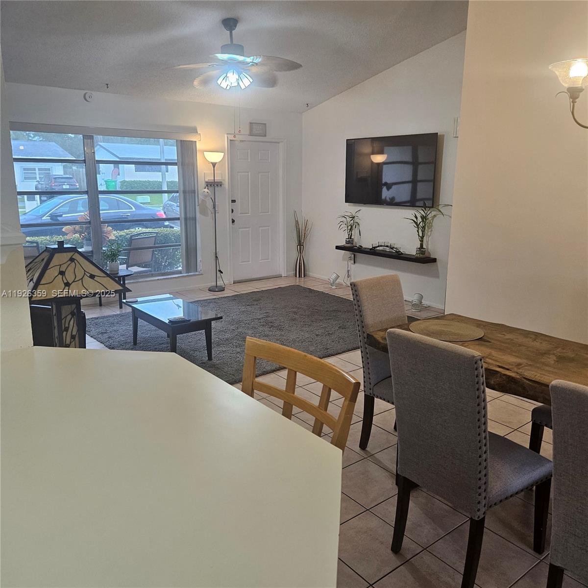 SUNRISE GOLF VLG SEC 24 - Residential Lease