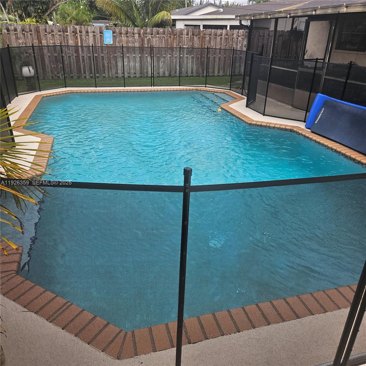 SUNRISE GOLF VLG SEC 24 - Residential Lease