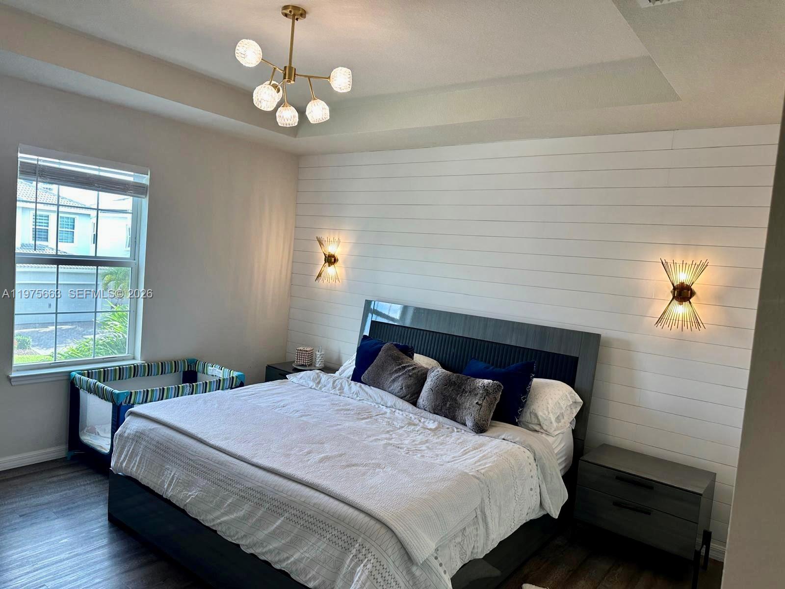 HILLCREST COUNTRY CLUB SO - Residential Lease