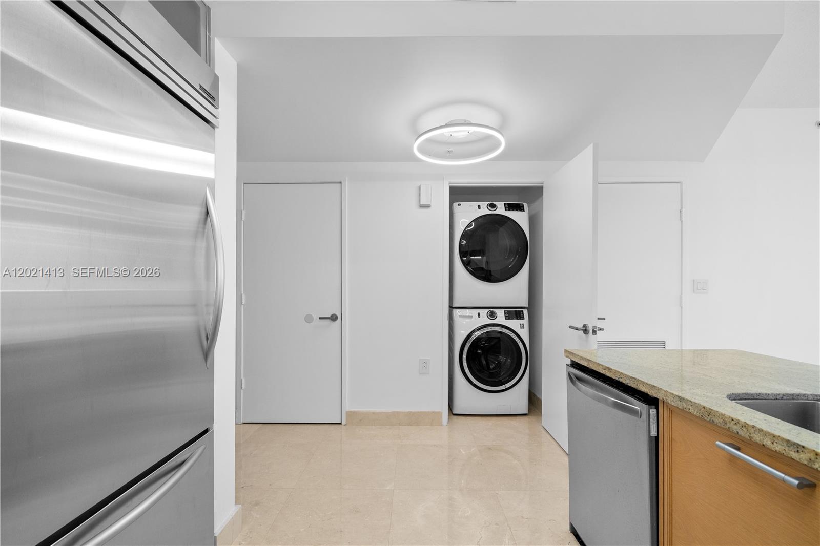 16275 Collins Ave 1703