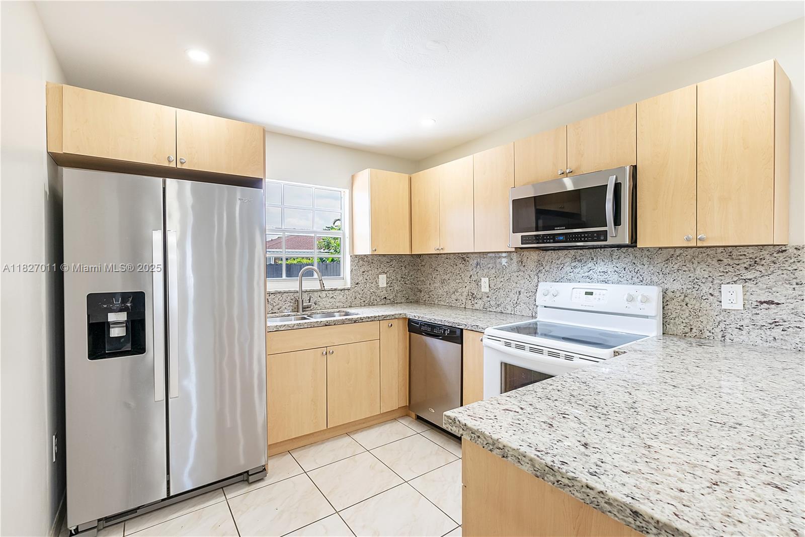 1214 NW 34th Ave 1214