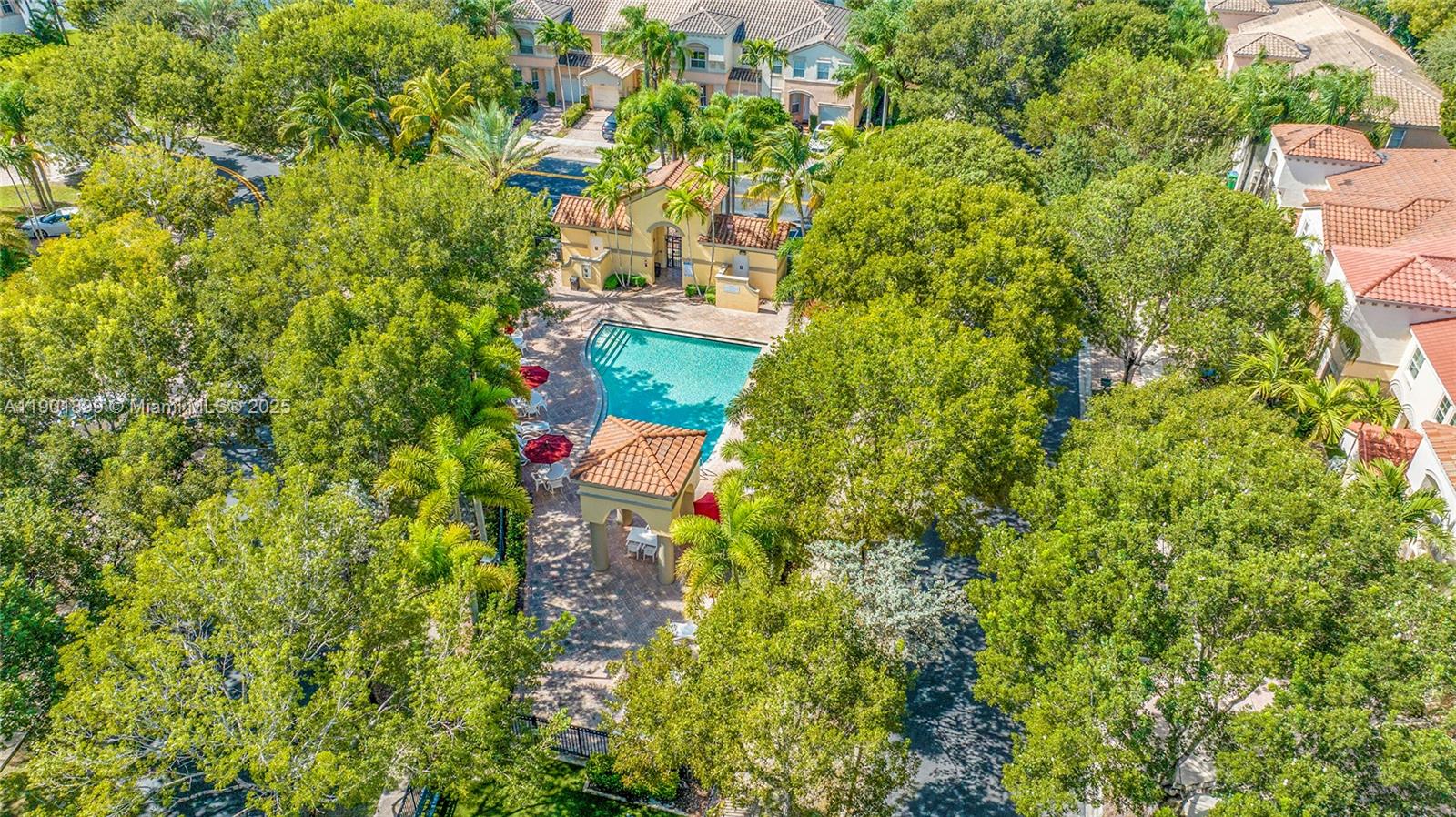 RIVIERA ISLES IV - Residential