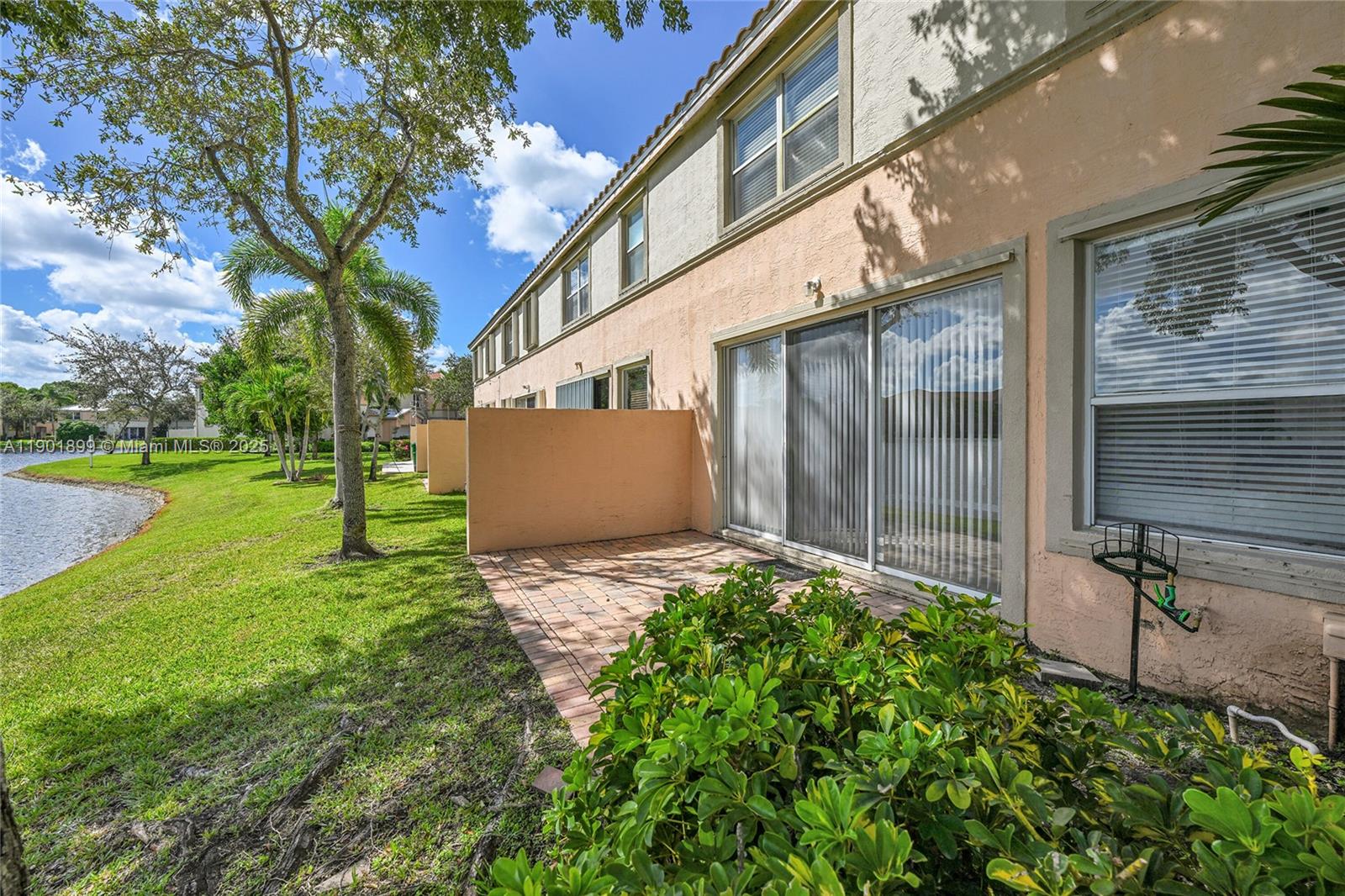 RIVIERA ISLES IV - Residential