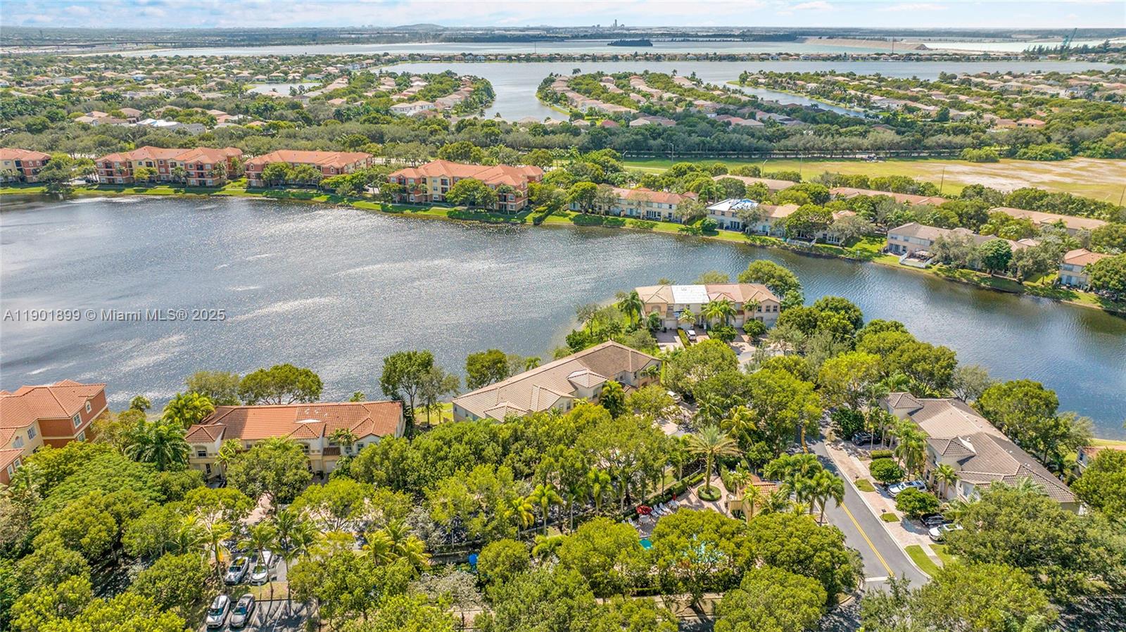 RIVIERA ISLES IV - Residential