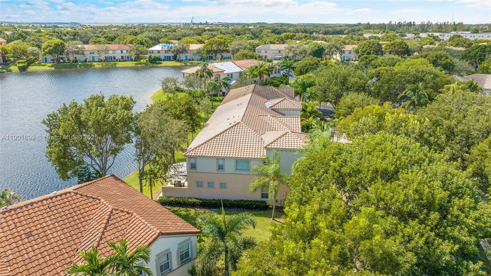 RIVIERA ISLES IV - Residential