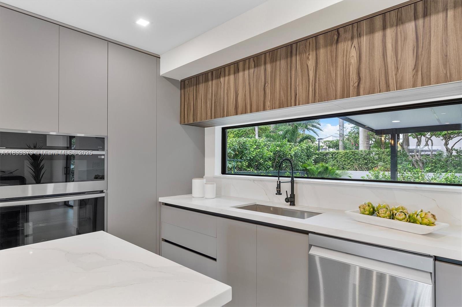 1ST ADDN TO BIRD SOUTH - Residential