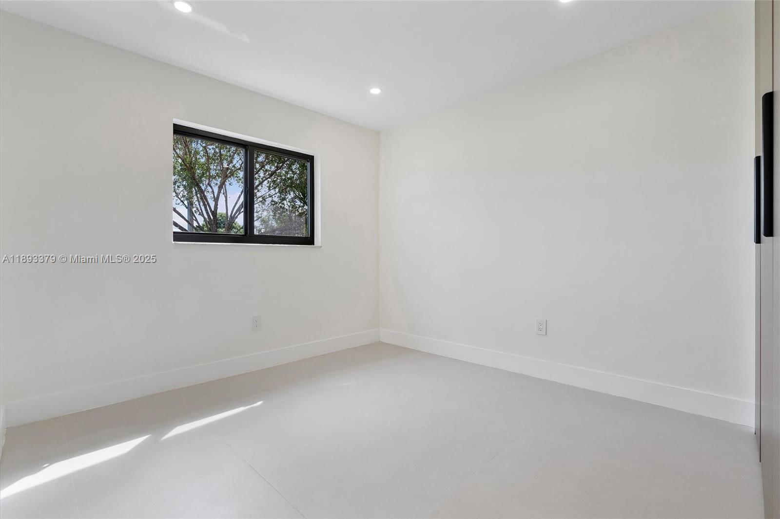 1ST ADDN TO BIRD SOUTH - Residential