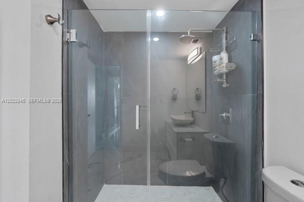 OCEANVIEW BUILDING A COND - Residential
