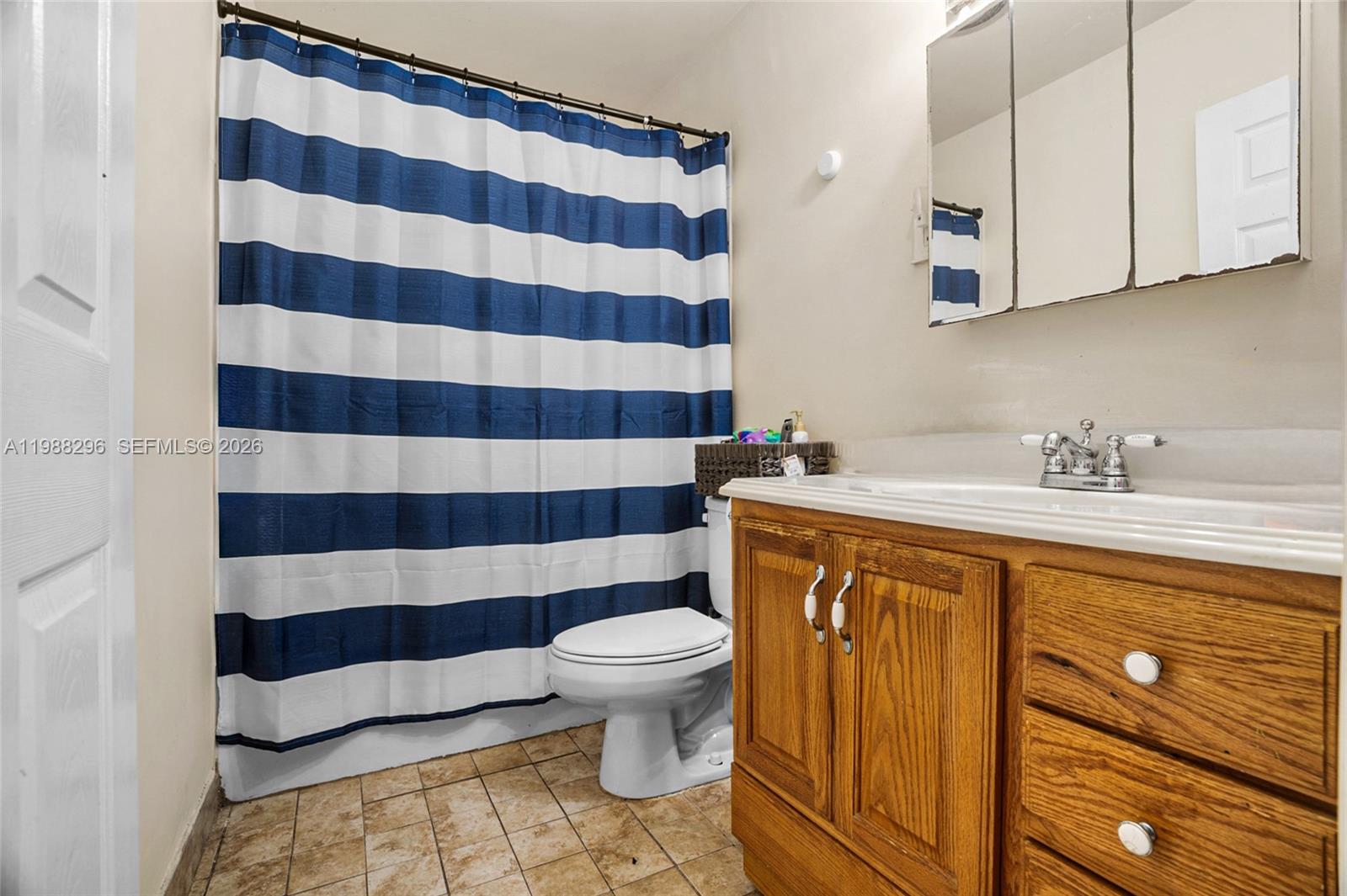 HOLLYWOOD BEACH GARDENS - Residential Income