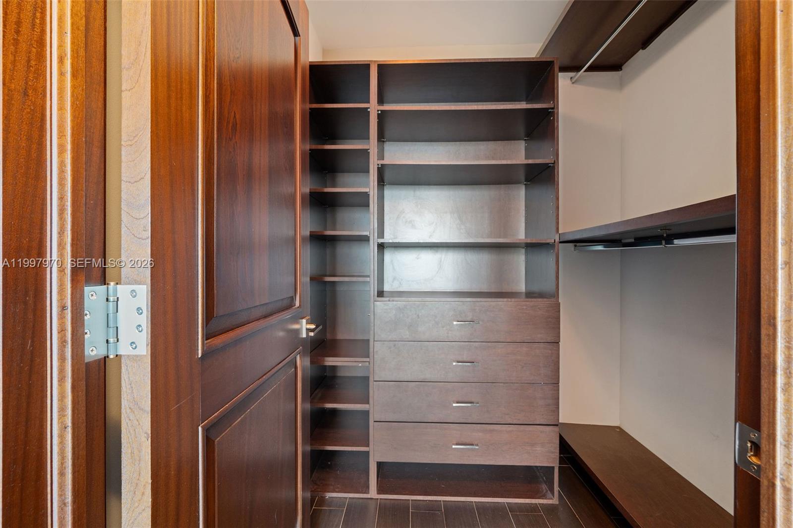 900 BISCAYNE BAY CONDO - Residential