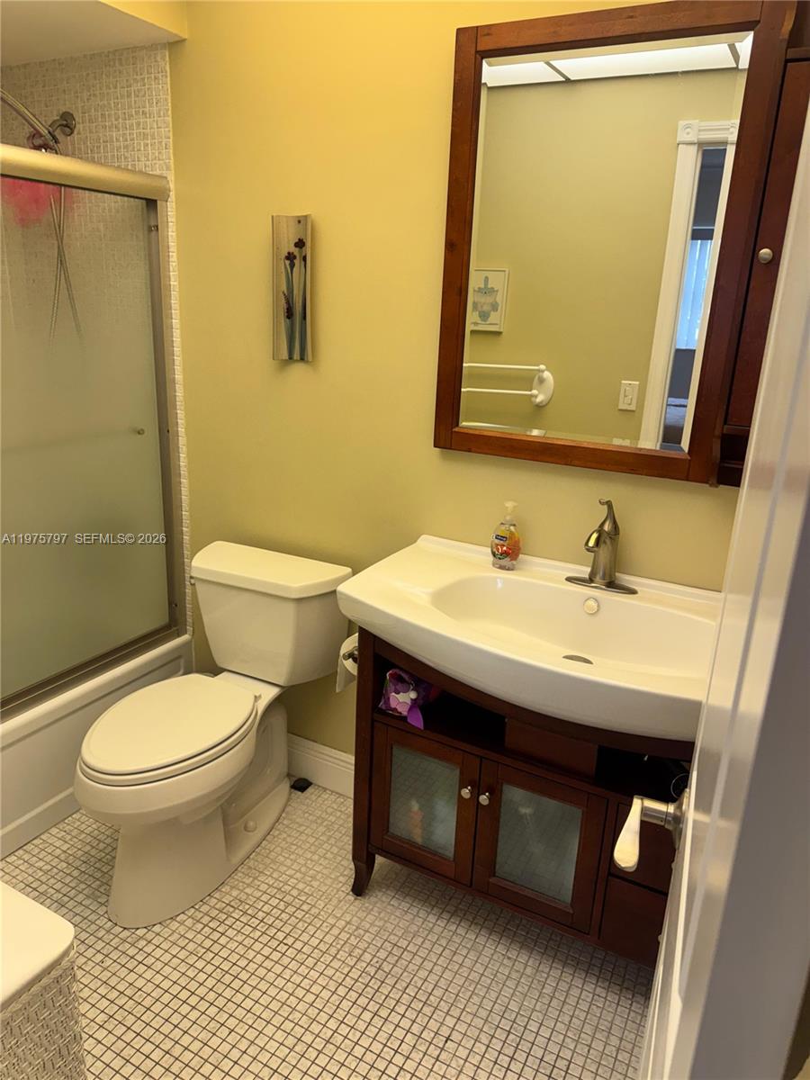 KAHLUA GARDENS CONDO - Residential