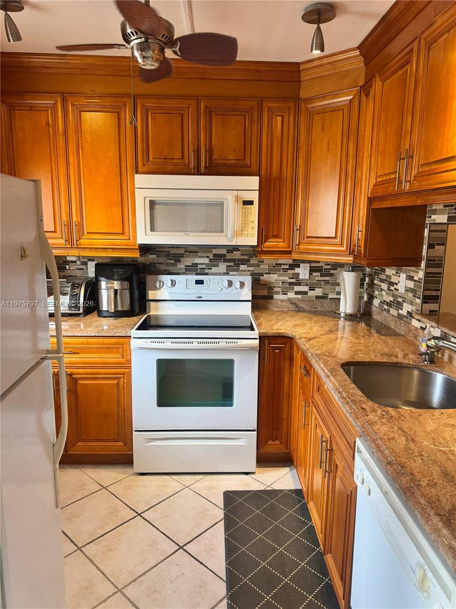 5121 W Oakland Park Blvd 204