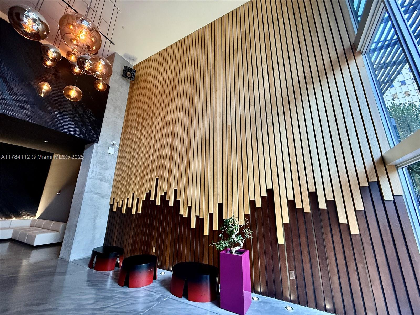 CENTRO CONDO - Residential Lease