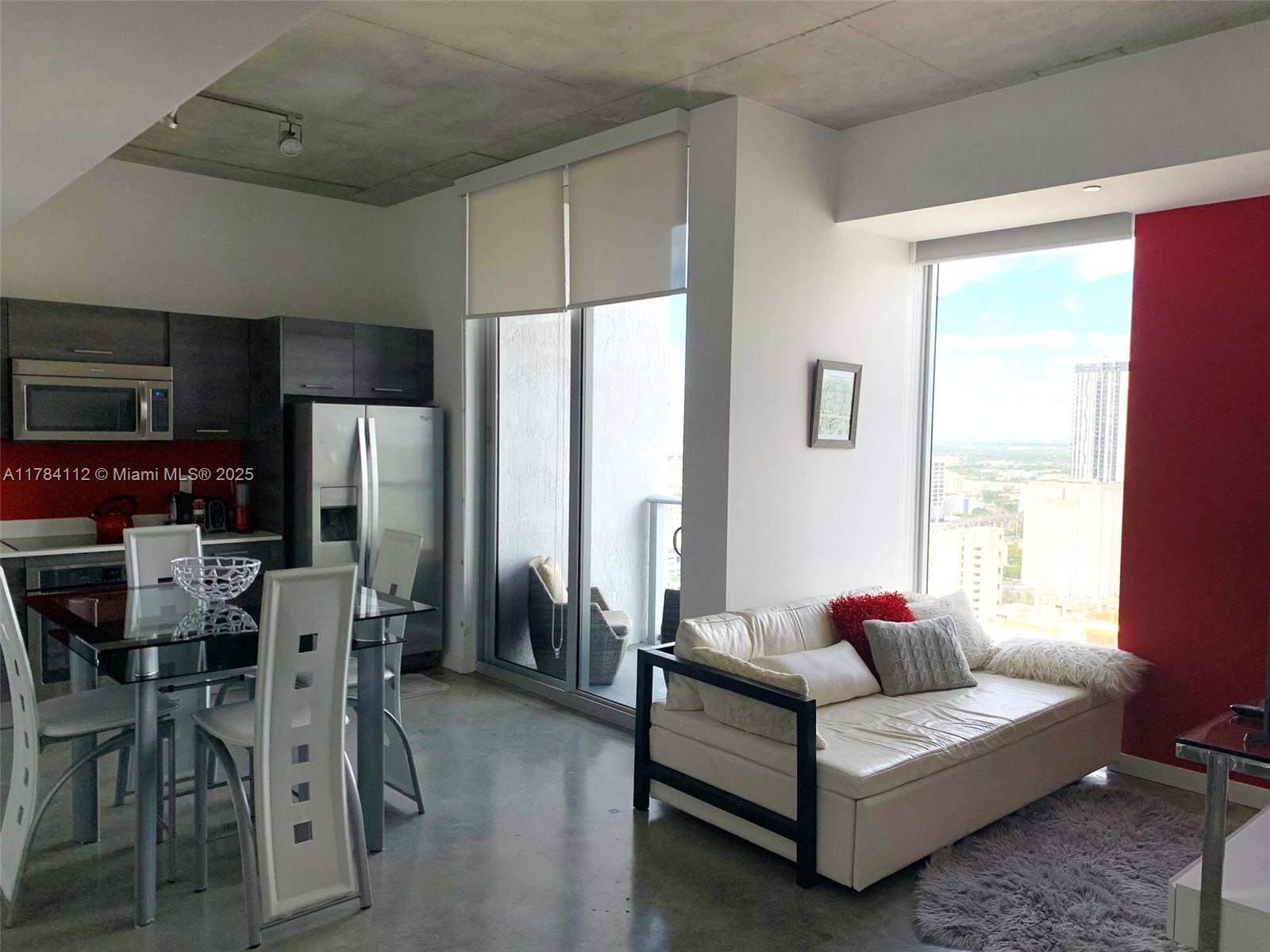 CENTRO CONDO - Residential Lease