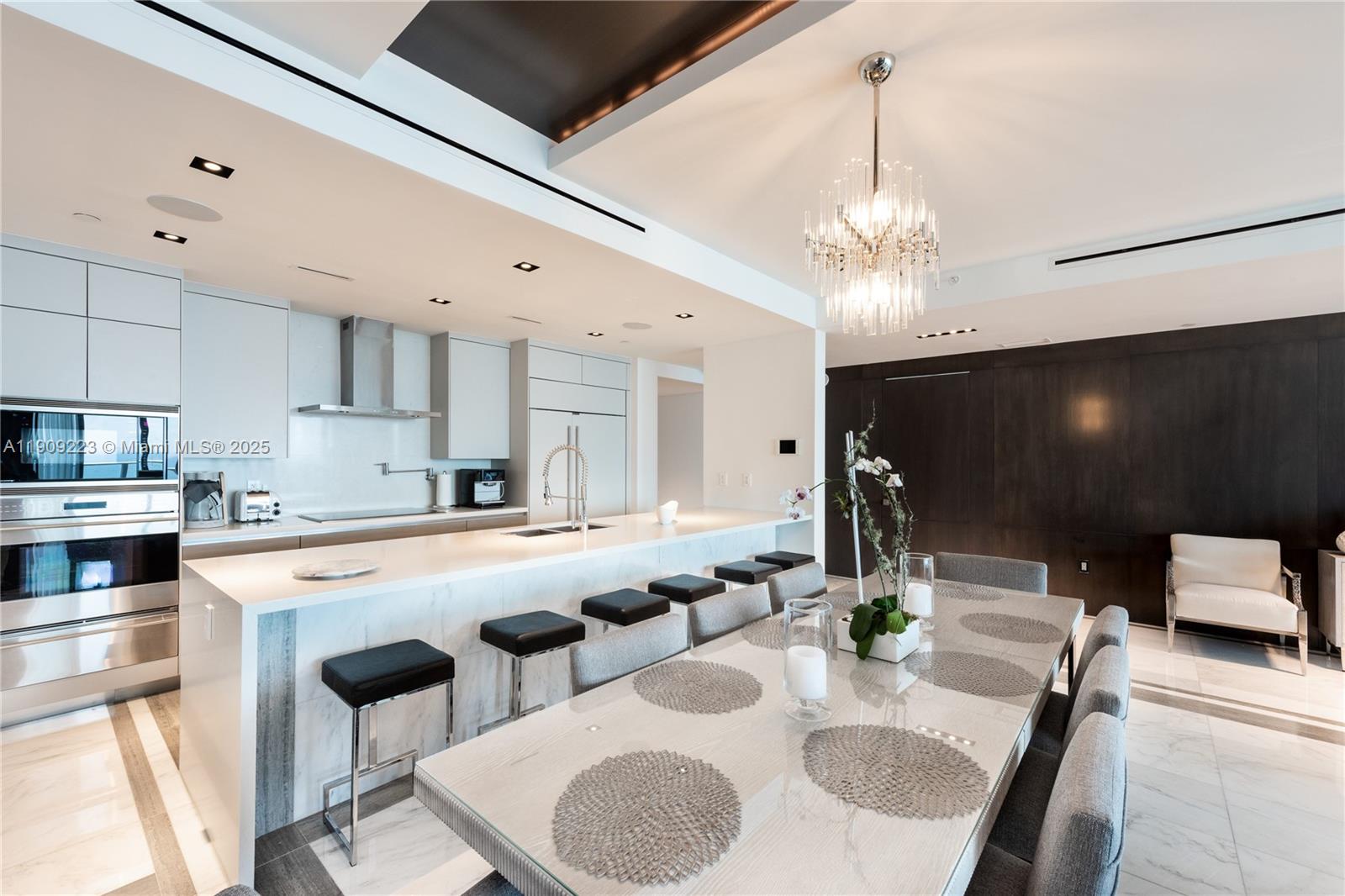 CHATEAU BEACH CONDO - Residential Lease