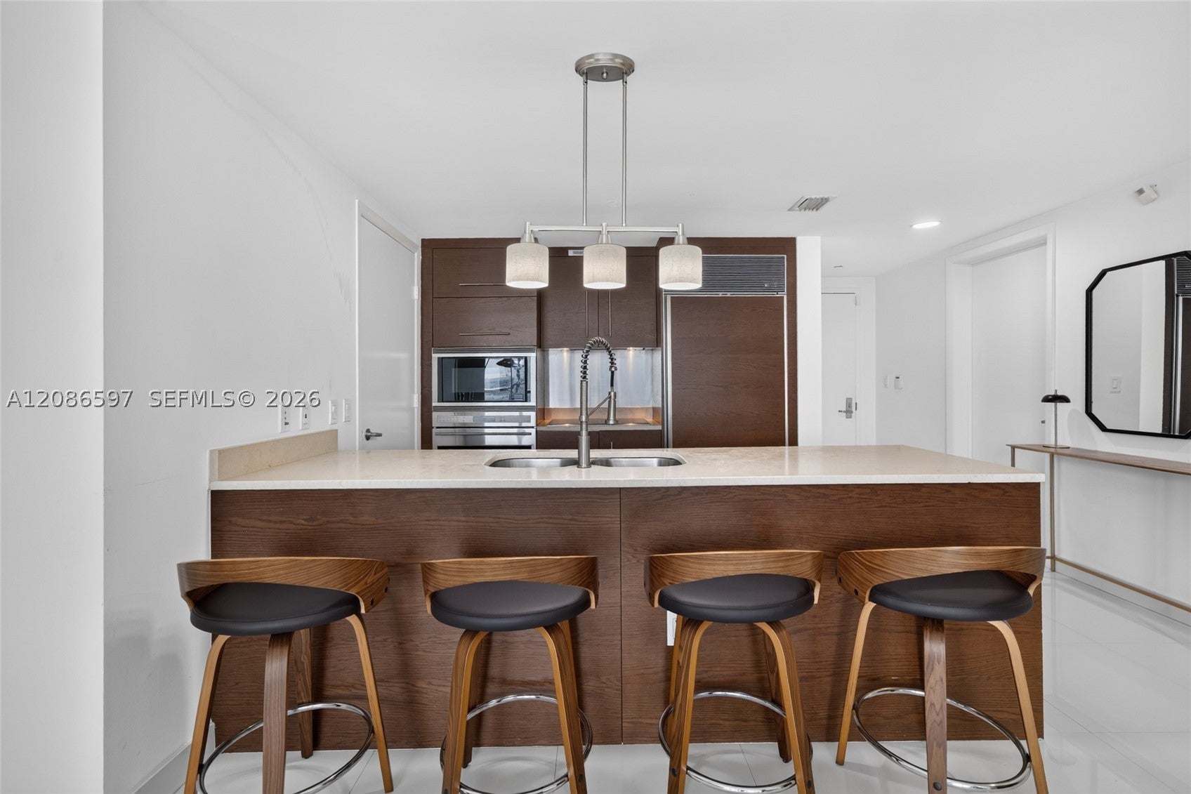 475 Brickell Ave 4613