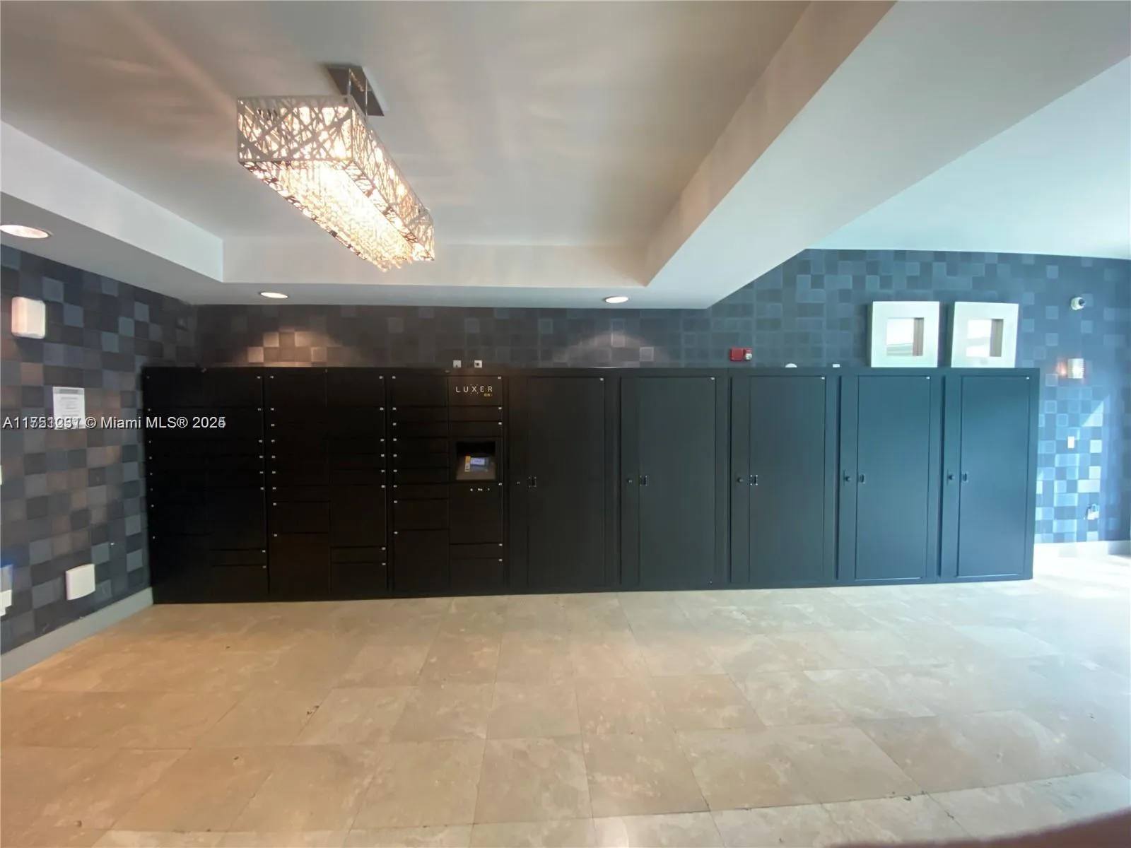 North Miami, Florida 33181, United States, 2 Bedrooms Bedrooms, ,2 BathroomsBathrooms,Residential,Active,77139