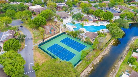 Tiny photo for 6231 SW 116th Pl #G, Miami, FL 33173 (MLS # A12041665)