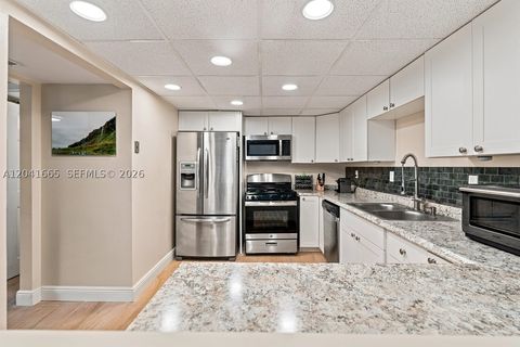 Tiny photo for 6231 SW 116th Pl #G, Miami, FL 33173 (MLS # A12041665)