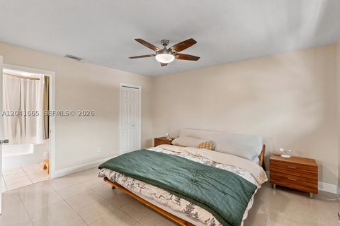 Tiny photo for 6231 SW 116th Pl #G, Miami, FL 33173 (MLS # A12041665)