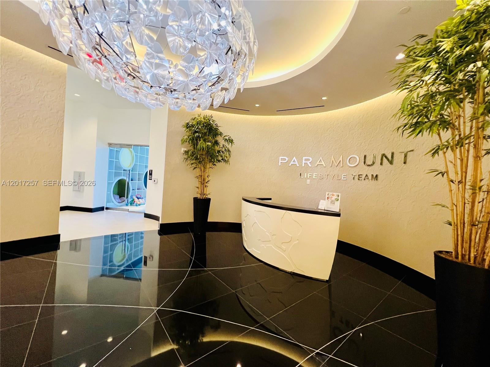 PARAMOUNT MIAMI WORLD CENT - Residential